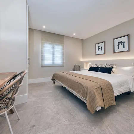 Ferienhaus La Joya Suites- Near The