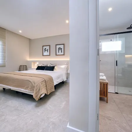 Ferienhaus La Joya Suites- Near The