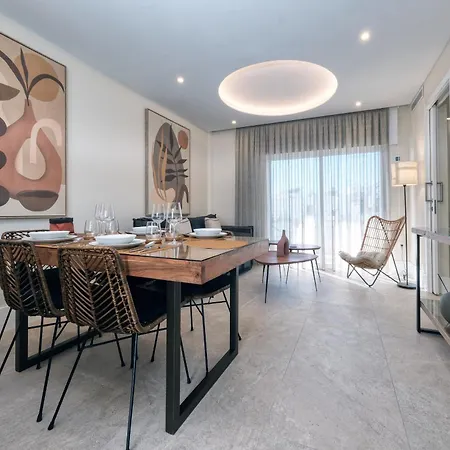 펜션 La Joya Suites- Near The *